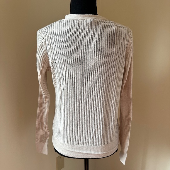 *SAKS FIFTH AVENUE* Ivory V-Neck Button Down Cardigan Sweater Size Medium - Picture 4 of 7